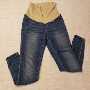 Maternity skinny jeans